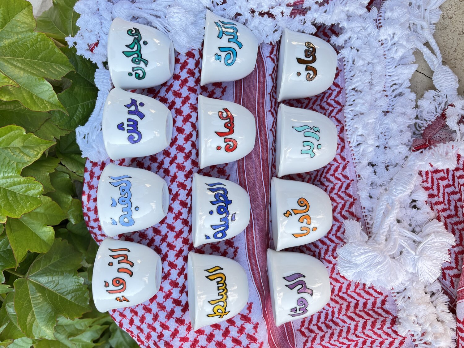 فناجين قهوة سادة محافظات الاردن 