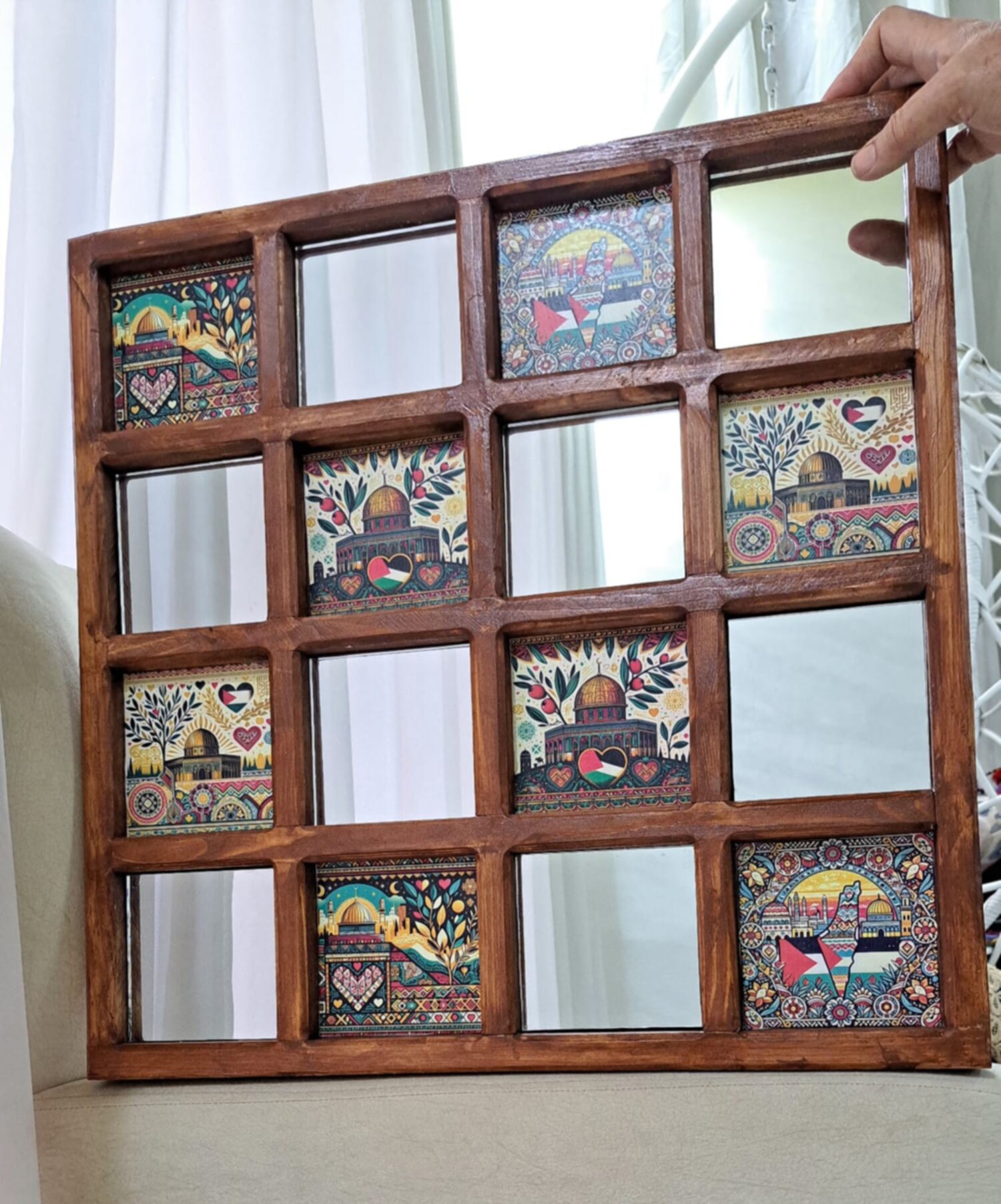 Palestine mirror