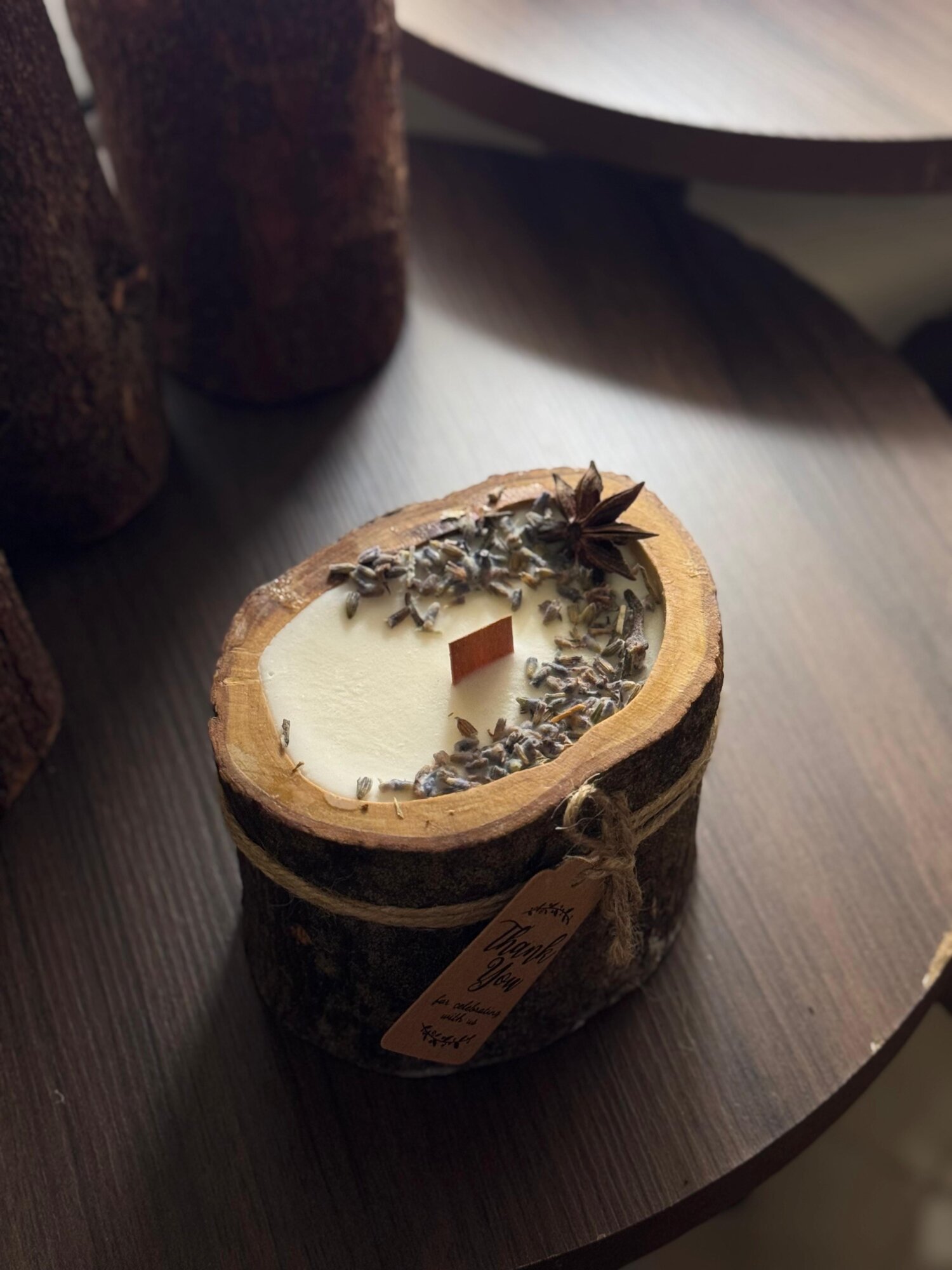 شمعة الاعشاب العطرية 