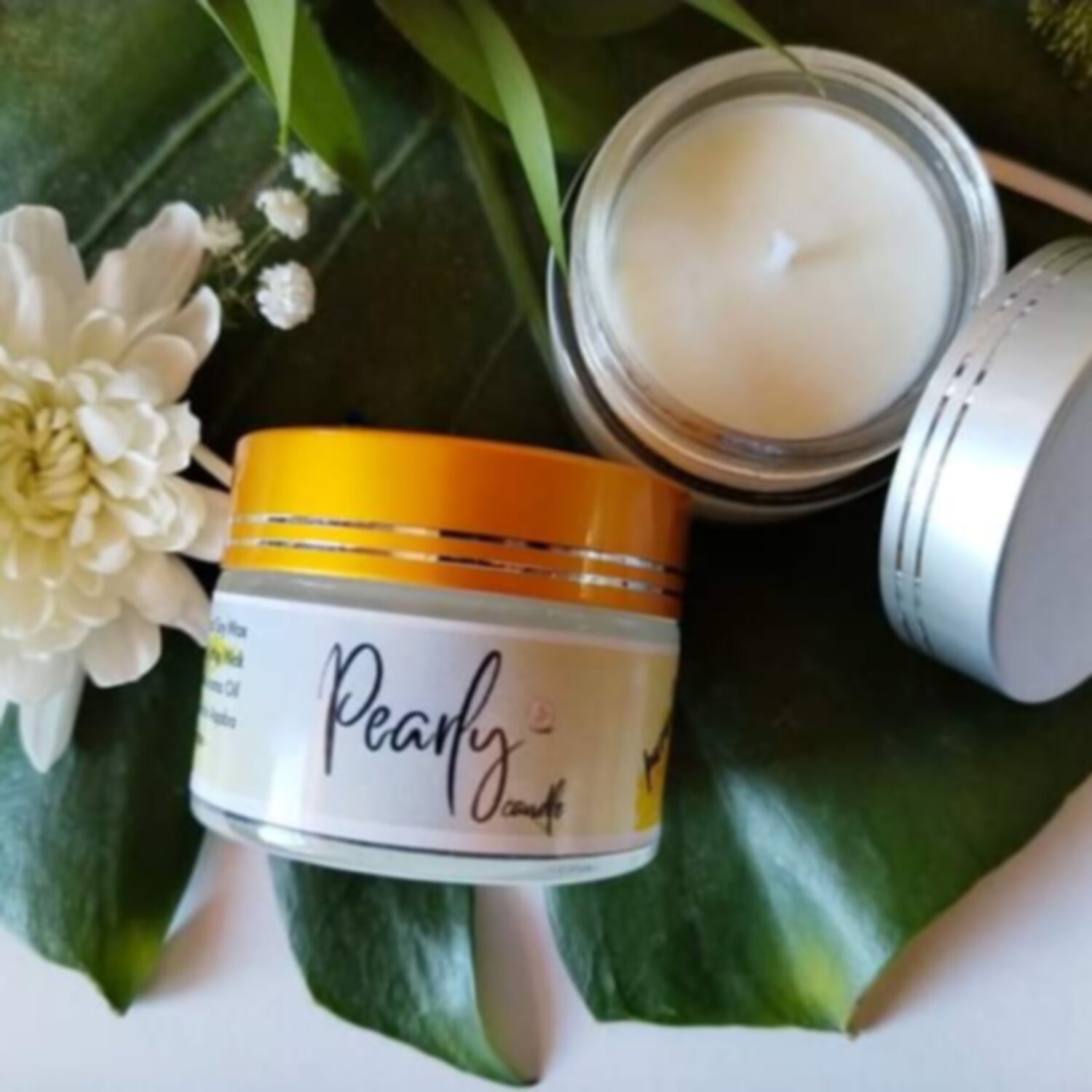 شمعة طبيعية معطرة 